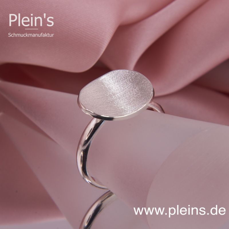 Silber Ring halbrund mit Platte
